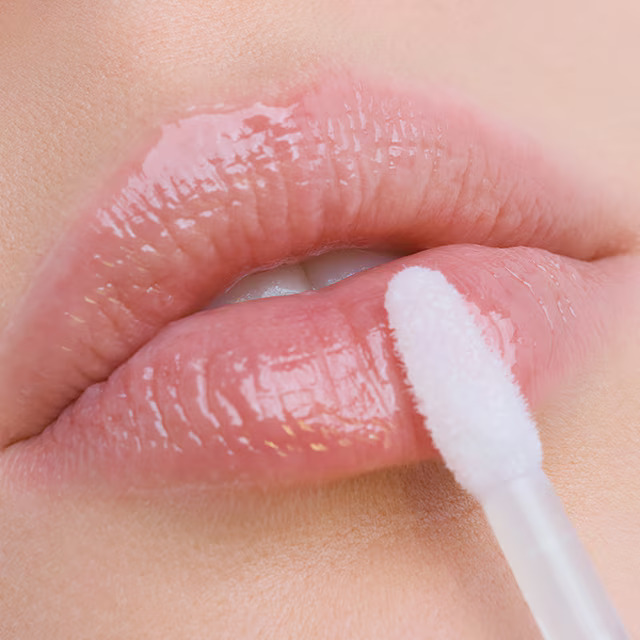 estee-lauder-pure-color-envy-lip-repair-potion-грижа-за-устни-балсам-за-сухи-устни