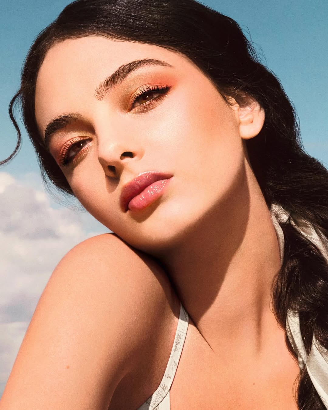diorshow-liquid-liner-течна-очна-линия-диор